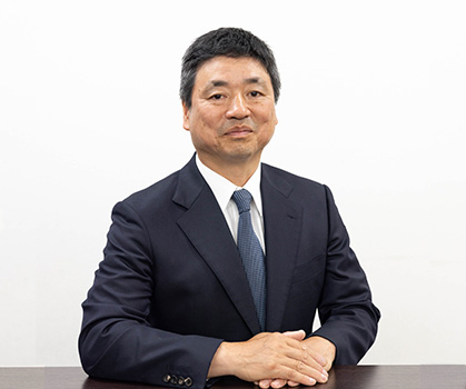 代表取締役社長 堀内 健輔